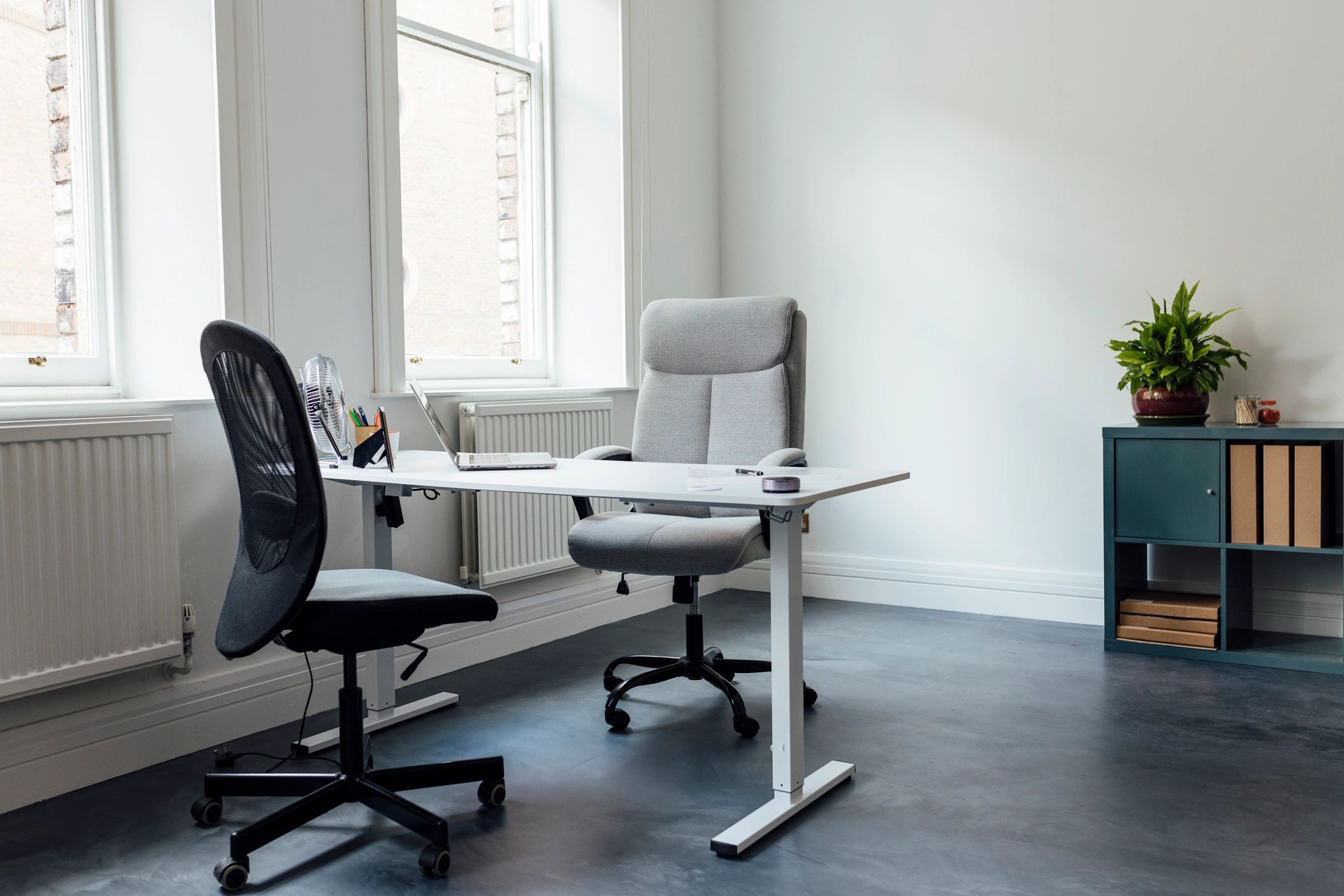 Business networking and Wi‑Fi setup for offices and commercial spaces